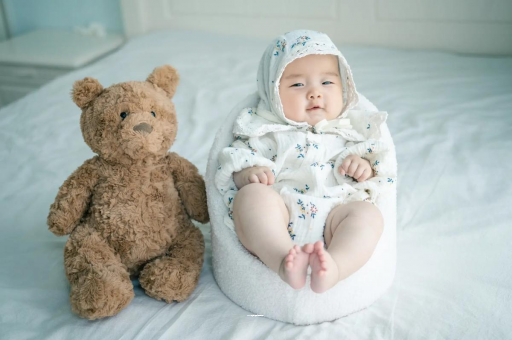 贺州宝宝摇头是怎么回事